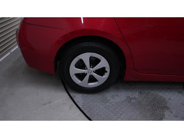 プリウス S 禁煙車 カーテンエアバック&サイドエアバック 純正ナビ ワンセグTV CD/DVD再生 Bluetooth接続 バックカメラ スマートキー プッシュスタート ビルトインETC 電動格納ドアミラー(44枚目)