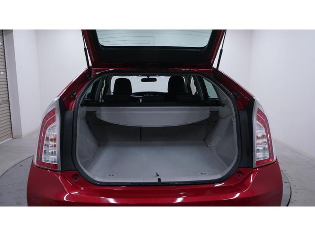 プリウス S 禁煙車 カーテンエアバック&サイドエアバック 純正ナビ ワンセグTV CD/DVD再生 Bluetooth接続 バックカメラ スマートキー プッシュスタート ビルトインETC 電動格納ドアミラー(61枚目)