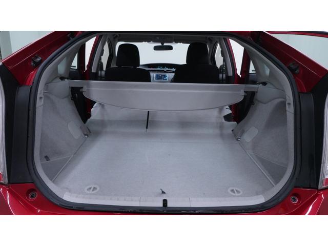 プリウス S 禁煙車 カーテンエアバック&サイドエアバック 純正ナビ ワンセグTV CD/DVD再生 Bluetooth接続 バックカメラ スマートキー プッシュスタート ビルトインETC 電動格納ドアミラー(63枚目)