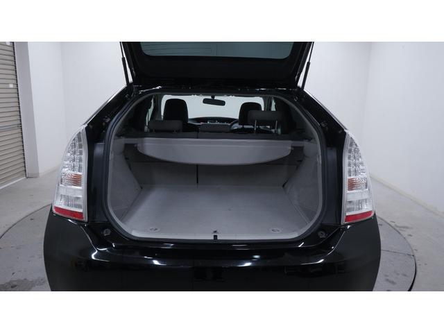 プリウス S 禁煙車 純正ナビ 地デジTV CD/DVD再生 バックカメラ スマートキー プッシュスタート ステアリングスイッチ チルトステアリング AUTOライト AUTOエアコン コーナーポール ETC(68枚目)