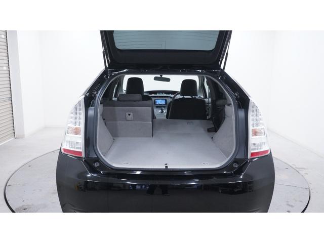 プリウス S 禁煙車 純正ナビ 地デジTV CD/DVD再生 バックカメラ スマートキー プッシュスタート ステアリングスイッチ チルトステアリング AUTOライト AUTOエアコン コーナーポール ETC(69枚目)