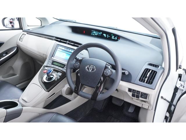 プリウス Ｓツーリングセレクション・マイコーデ　禁煙車　純正８インチＨＤＤナビ　フルセグＴＶ　ＣＤ／ＤＶＤ再生　Ｂｌｕｅｔｏｏｔｈ接続　バックカメラ　スマートキー　プッシュスタート　カーテンエアバック＆サイドエアバック　マイコーデ専用内装カラー（15枚目）