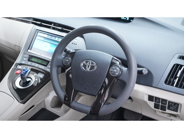 プリウス Ｓツーリングセレクション・マイコーデ　禁煙車　純正８インチＨＤＤナビ　フルセグＴＶ　ＣＤ／ＤＶＤ再生　Ｂｌｕｅｔｏｏｔｈ接続　バックカメラ　スマートキー　プッシュスタート　カーテンエアバック＆サイドエアバック　マイコーデ専用内装カラー（16枚目）