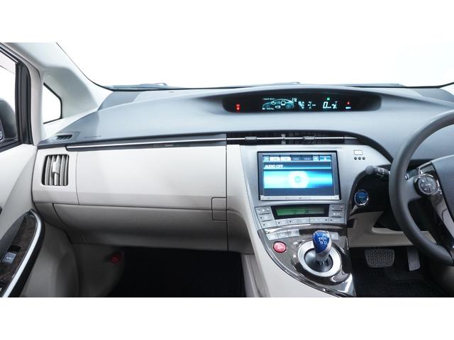 プリウス Ｓツーリングセレクション・マイコーデ　禁煙車　純正８インチＨＤＤナビ　フルセグＴＶ　ＣＤ／ＤＶＤ再生　Ｂｌｕｅｔｏｏｔｈ接続　バックカメラ　スマートキー　プッシュスタート　カーテンエアバック＆サイドエアバック　マイコーデ専用内装カラー（31枚目）