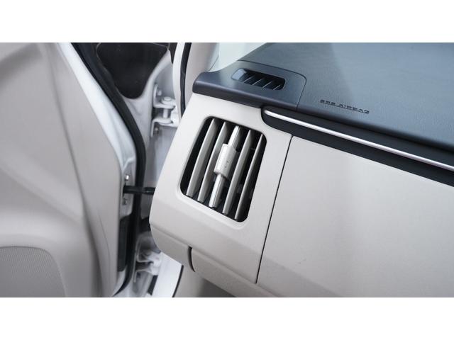 プリウス Ｓツーリングセレクション・マイコーデ　禁煙車　純正８インチＨＤＤナビ　フルセグＴＶ　ＣＤ／ＤＶＤ再生　Ｂｌｕｅｔｏｏｔｈ接続　バックカメラ　スマートキー　プッシュスタート　カーテンエアバック＆サイドエアバック　マイコーデ専用内装カラー（33枚目）