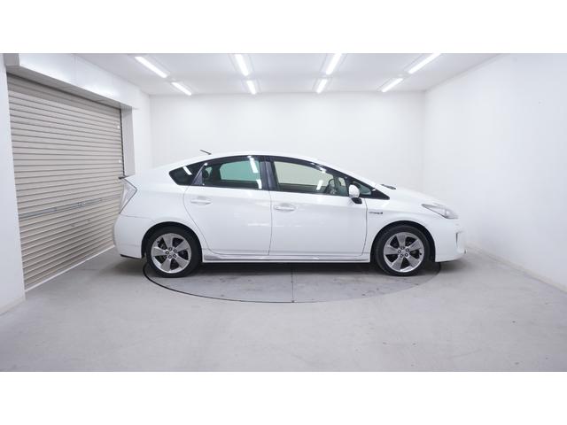 プリウス Ｓツーリングセレクション・マイコーデ　禁煙車　純正８インチＨＤＤナビ　フルセグＴＶ　ＣＤ／ＤＶＤ再生　Ｂｌｕｅｔｏｏｔｈ接続　バックカメラ　スマートキー　プッシュスタート　カーテンエアバック＆サイドエアバック　マイコーデ専用内装カラー（47枚目）