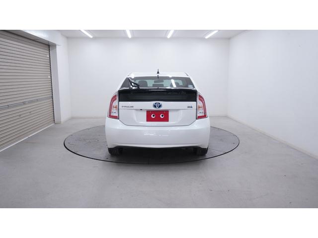 プリウス Ｓツーリングセレクション・マイコーデ　禁煙車　純正８インチＨＤＤナビ　フルセグＴＶ　ＣＤ／ＤＶＤ再生　Ｂｌｕｅｔｏｏｔｈ接続　バックカメラ　スマートキー　プッシュスタート　カーテンエアバック＆サイドエアバック　マイコーデ専用内装カラー（63枚目）