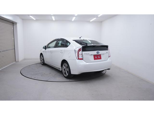 プリウス Ｓツーリングセレクション・マイコーデ　禁煙車　純正８インチＨＤＤナビ　フルセグＴＶ　ＣＤ／ＤＶＤ再生　Ｂｌｕｅｔｏｏｔｈ接続　バックカメラ　スマートキー　プッシュスタート　カーテンエアバック＆サイドエアバック　マイコーデ専用内装カラー（64枚目）