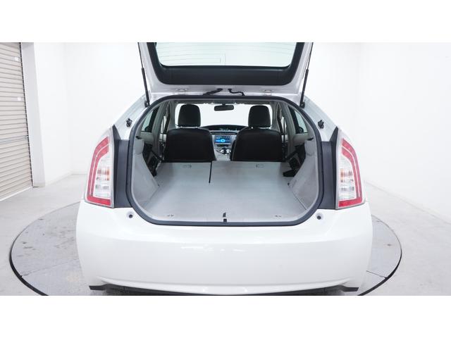 プリウス Ｓツーリングセレクション・マイコーデ　禁煙車　純正８インチＨＤＤナビ　フルセグＴＶ　ＣＤ／ＤＶＤ再生　Ｂｌｕｅｔｏｏｔｈ接続　バックカメラ　スマートキー　プッシュスタート　カーテンエアバック＆サイドエアバック　マイコーデ専用内装カラー（74枚目）