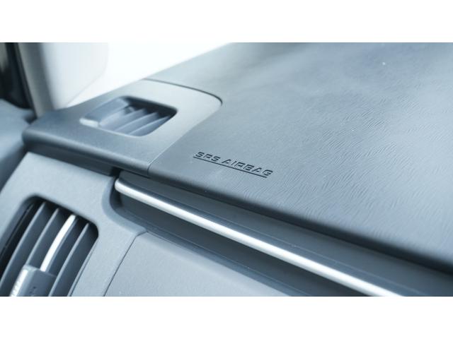 プリウス 　スマートキー　プッシュスタート　ステアリングスイッチ　ＡＵＴＯエアコン　ＡＵＴＯライト　電動格納ドアミラーウィンカー　ＯＰフォグライト　ＥＴＣ　社外１５インチアルミ（28枚目）