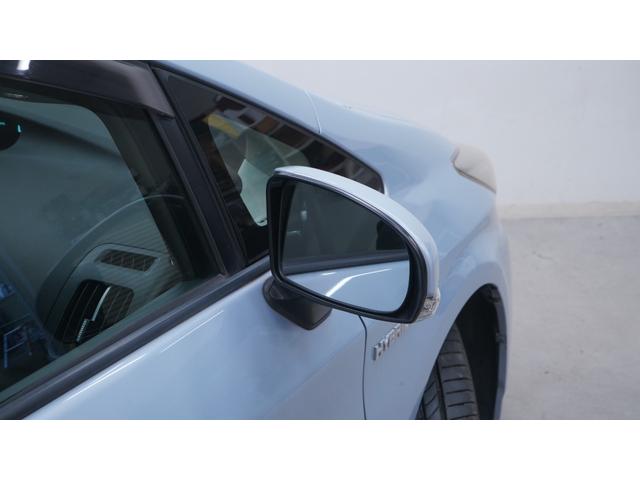 プリウス 　スマートキー　プッシュスタート　ステアリングスイッチ　ＡＵＴＯエアコン　ＡＵＴＯライト　電動格納ドアミラーウィンカー　ＯＰフォグライト　ＥＴＣ　社外１５インチアルミ（46枚目）