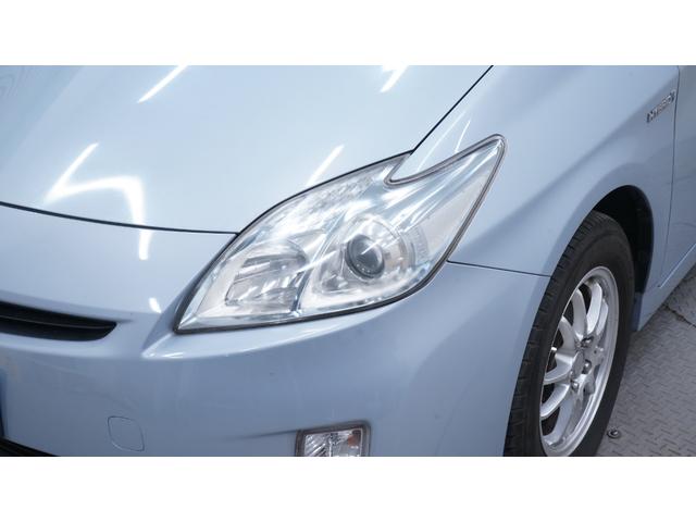プリウス 　スマートキー　プッシュスタート　ステアリングスイッチ　ＡＵＴＯエアコン　ＡＵＴＯライト　電動格納ドアミラーウィンカー　ＯＰフォグライト　ＥＴＣ　社外１５インチアルミ（51枚目）