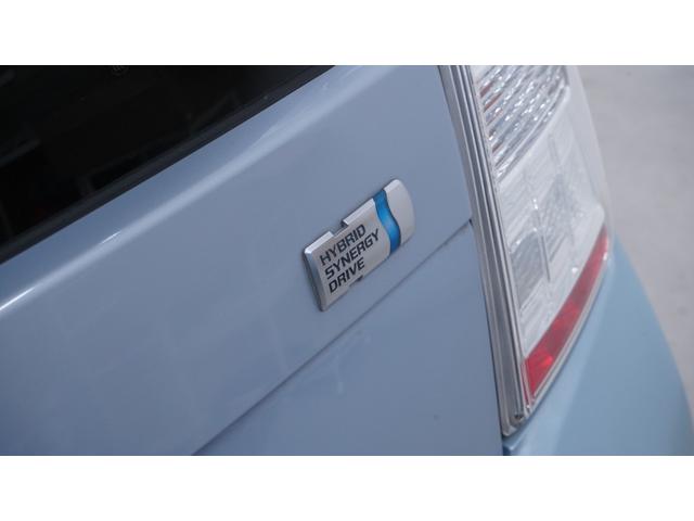 プリウス 　スマートキー　プッシュスタート　ステアリングスイッチ　ＡＵＴＯエアコン　ＡＵＴＯライト　電動格納ドアミラーウィンカー　ＯＰフォグライト　ＥＴＣ　社外１５インチアルミ（60枚目）