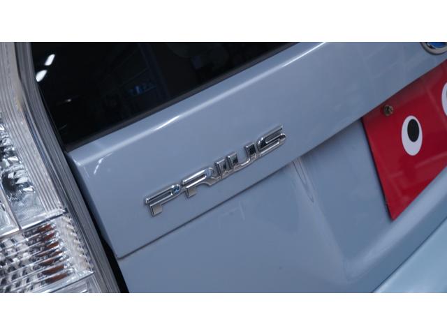 プリウス 　スマートキー　プッシュスタート　ステアリングスイッチ　ＡＵＴＯエアコン　ＡＵＴＯライト　電動格納ドアミラーウィンカー　ＯＰフォグライト　ＥＴＣ　社外１５インチアルミ（62枚目）