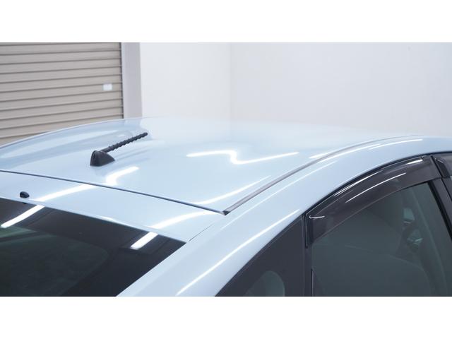 プリウス 　スマートキー　プッシュスタート　ステアリングスイッチ　ＡＵＴＯエアコン　ＡＵＴＯライト　電動格納ドアミラーウィンカー　ＯＰフォグライト　ＥＴＣ　社外１５インチアルミ（63枚目）
