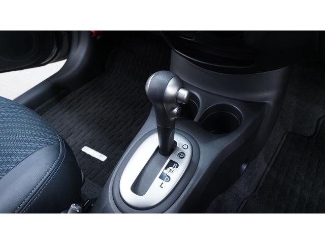 ノート メダリスト 禁煙車 純正ナビ フルセグTV アラウンドビューモニター バックカメラ インテリジェントキー AUTOライト AUTOエアコン 電動格納ドアミラー シートヒーター アイドリングストップ ETC(25枚目)