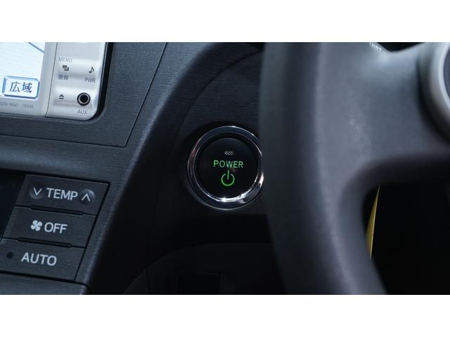 プリウス Ｓ　禁煙車　ワンオーナー　純正ナビ　地デジＴＶ　バックカメラ　スマートキー　電格ドアミラーウィンカー　社外１５インチアルミホイール　後席アームレスト兼用ドリンクホルダー　ＯＰフォグランプ　ビルトインＥＴＣ（12枚目）