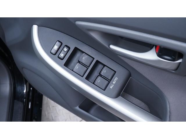 プリウス Ｓ　禁煙車　ワンオーナー　純正ナビ　地デジＴＶ　バックカメラ　スマートキー　電格ドアミラーウィンカー　社外１５インチアルミホイール　後席アームレスト兼用ドリンクホルダー　ＯＰフォグランプ　ビルトインＥＴＣ（14枚目）