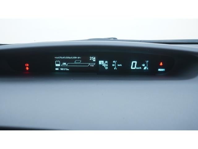 プリウス Ｓ　禁煙車　ワンオーナー　純正ナビ　地デジＴＶ　バックカメラ　スマートキー　電格ドアミラーウィンカー　社外１５インチアルミホイール　後席アームレスト兼用ドリンクホルダー　ＯＰフォグランプ　ビルトインＥＴＣ（24枚目）
