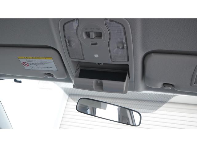 プリウス Ｓ　禁煙車　ワンオーナー　純正ナビ　地デジＴＶ　バックカメラ　スマートキー　電格ドアミラーウィンカー　社外１５インチアルミホイール　後席アームレスト兼用ドリンクホルダー　ＯＰフォグランプ　ビルトインＥＴＣ（38枚目）