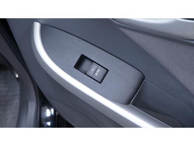 プリウス Ｓ　禁煙車　ワンオーナー　純正ナビ　地デジＴＶ　バックカメラ　スマートキー　電格ドアミラーウィンカー　社外１５インチアルミホイール　後席アームレスト兼用ドリンクホルダー　ＯＰフォグランプ　ビルトインＥＴＣ（44枚目）
