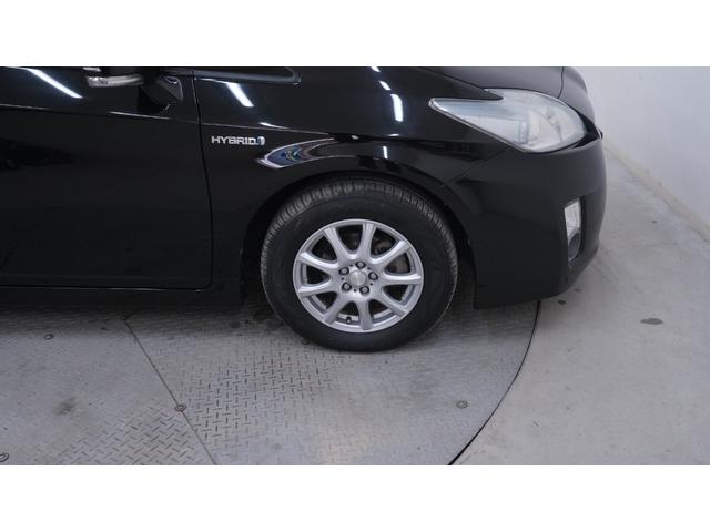 プリウス Ｓ　禁煙車　ワンオーナー　純正ナビ　地デジＴＶ　バックカメラ　スマートキー　電格ドアミラーウィンカー　社外１５インチアルミホイール　後席アームレスト兼用ドリンクホルダー　ＯＰフォグランプ　ビルトインＥＴＣ（53枚目）