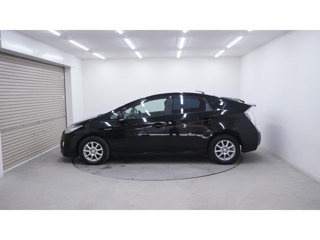 プリウス Ｓ　禁煙車　ワンオーナー　純正ナビ　地デジＴＶ　バックカメラ　スマートキー　電格ドアミラーウィンカー　社外１５インチアルミホイール　後席アームレスト兼用ドリンクホルダー　ＯＰフォグランプ　ビルトインＥＴＣ（56枚目）