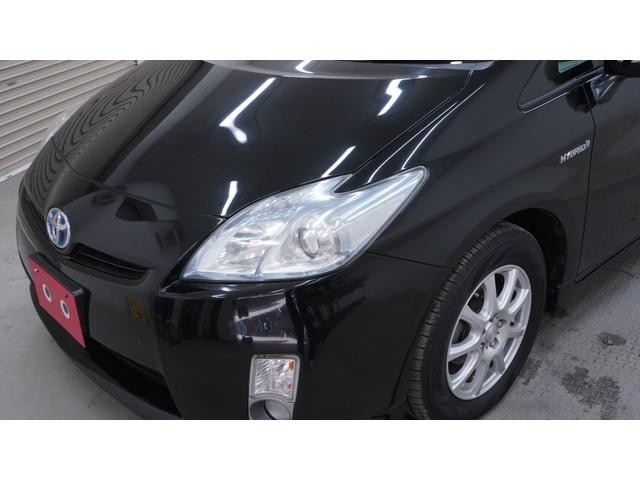 プリウス Ｓ　禁煙車　ワンオーナー　純正ナビ　地デジＴＶ　バックカメラ　スマートキー　電格ドアミラーウィンカー　社外１５インチアルミホイール　後席アームレスト兼用ドリンクホルダー　ＯＰフォグランプ　ビルトインＥＴＣ（57枚目）