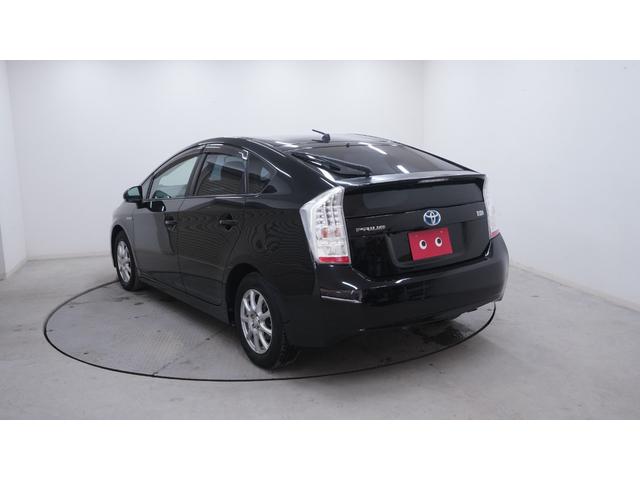 プリウス Ｓ　禁煙車　ワンオーナー　純正ナビ　地デジＴＶ　バックカメラ　スマートキー　電格ドアミラーウィンカー　社外１５インチアルミホイール　後席アームレスト兼用ドリンクホルダー　ＯＰフォグランプ　ビルトインＥＴＣ（65枚目）