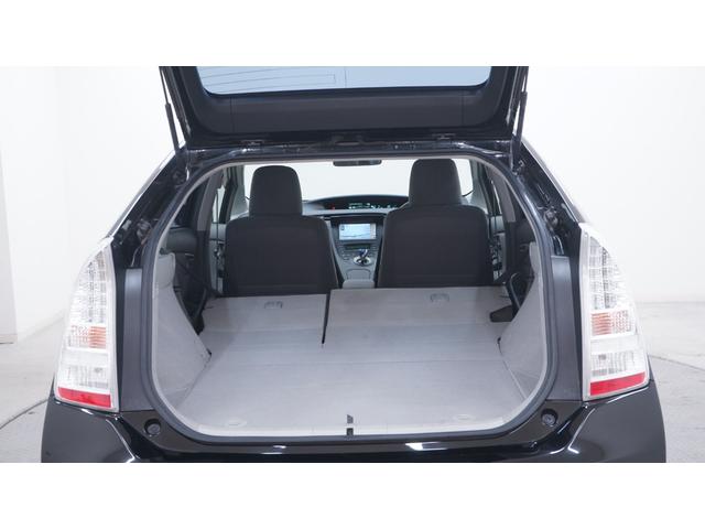 プリウス Ｓ　禁煙車　ワンオーナー　純正ナビ　地デジＴＶ　バックカメラ　スマートキー　電格ドアミラーウィンカー　社外１５インチアルミホイール　後席アームレスト兼用ドリンクホルダー　ＯＰフォグランプ　ビルトインＥＴＣ（75枚目）