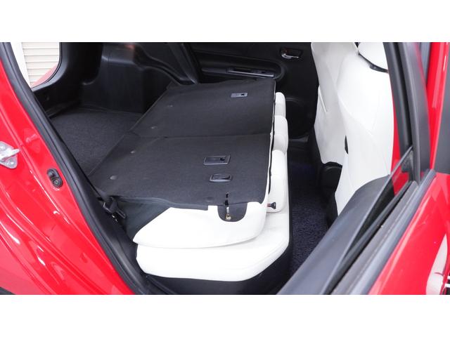 アクア Ｇソフトレザーセレクション　禁煙車　後期　純正ナビ　フルセグＴＶ　Ｂｌｕｅｔｏｏｔｈ　バックカメラ　スマートキー　マルチインフォメーションＤ　ＬＥＤヘッドライト　ＡＵＴＯハイビーム　衝突被害軽減ブレーキ　車線逸脱警報　ＥＴＣ（41枚目）