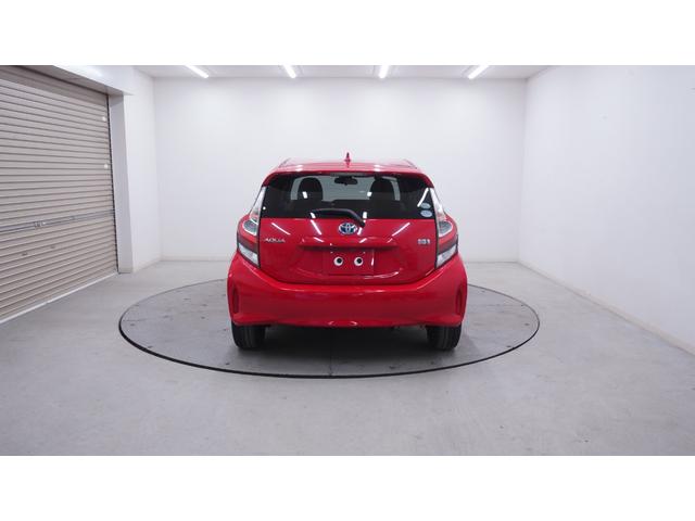 アクア Ｇソフトレザーセレクション　禁煙車　後期　純正ナビ　フルセグＴＶ　Ｂｌｕｅｔｏｏｔｈ　バックカメラ　スマートキー　マルチインフォメーションＤ　ＬＥＤヘッドライト　ＡＵＴＯハイビーム　衝突被害軽減ブレーキ　車線逸脱警報　ＥＴＣ（63枚目）