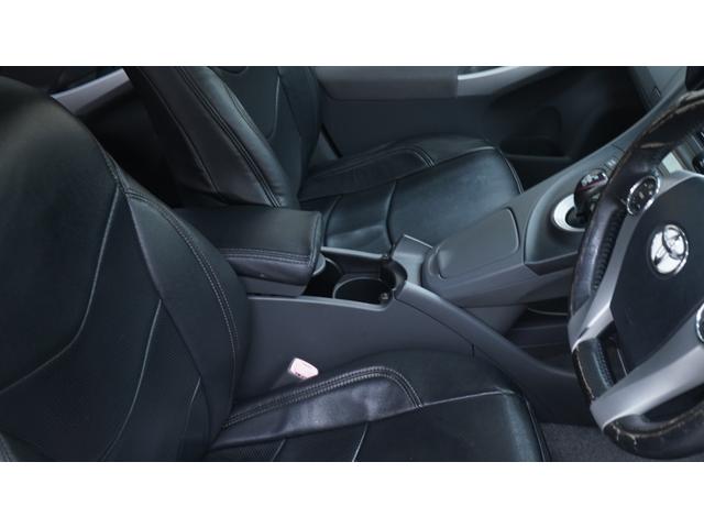 プリウス Ｓ　社外ナビ　フルセグＴＶ　ＣＤ／ＤＶＤ　Ｂｌｕｅｔｏｏｔｈ　バックカメラ　スマートキー　クルーズコントロール　ＡＵＴＯライト　ＡＵＴＯエアコン　ステアリングスイッチ　電動格納ドアミラーウィンカー　ＥＴＣ（23枚目）
