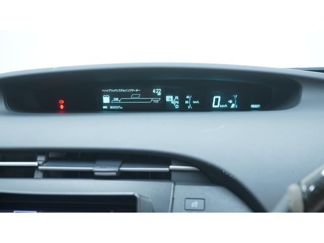 プリウス Ｓ　社外ナビ　フルセグＴＶ　ＣＤ／ＤＶＤ　Ｂｌｕｅｔｏｏｔｈ　バックカメラ　スマートキー　クルーズコントロール　ＡＵＴＯライト　ＡＵＴＯエアコン　ステアリングスイッチ　電動格納ドアミラーウィンカー　ＥＴＣ（24枚目）