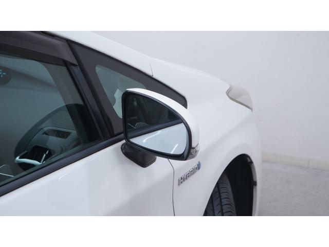 プリウス Ｓ　社外ナビ　フルセグＴＶ　ＣＤ／ＤＶＤ　Ｂｌｕｅｔｏｏｔｈ　バックカメラ　スマートキー　クルーズコントロール　ＡＵＴＯライト　ＡＵＴＯエアコン　ステアリングスイッチ　電動格納ドアミラーウィンカー　ＥＴＣ（52枚目）