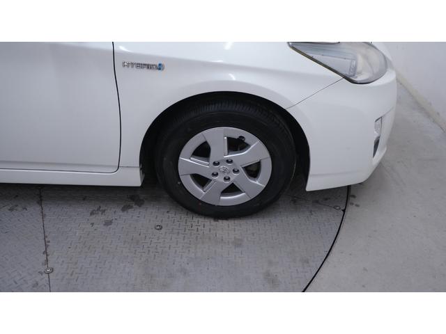 プリウス Ｓ　社外ナビ　フルセグＴＶ　ＣＤ／ＤＶＤ　Ｂｌｕｅｔｏｏｔｈ　バックカメラ　スマートキー　クルーズコントロール　ＡＵＴＯライト　ＡＵＴＯエアコン　ステアリングスイッチ　電動格納ドアミラーウィンカー　ＥＴＣ（53枚目）