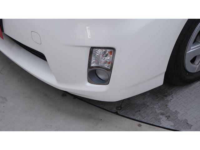 プリウス Ｓ　社外ナビ　フルセグＴＶ　ＣＤ／ＤＶＤ　Ｂｌｕｅｔｏｏｔｈ　バックカメラ　スマートキー　クルーズコントロール　ＡＵＴＯライト　ＡＵＴＯエアコン　ステアリングスイッチ　電動格納ドアミラーウィンカー　ＥＴＣ（58枚目）