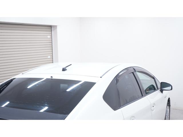 プリウス Ｓ　社外ナビ　フルセグＴＶ　ＣＤ／ＤＶＤ　Ｂｌｕｅｔｏｏｔｈ　バックカメラ　スマートキー　クルーズコントロール　ＡＵＴＯライト　ＡＵＴＯエアコン　ステアリングスイッチ　電動格納ドアミラーウィンカー　ＥＴＣ（68枚目）