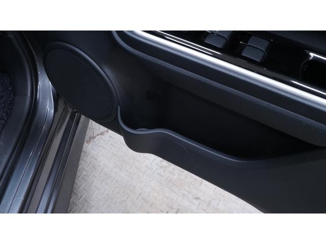 アクア Ｇブラックソフトレザーセレクション　禁煙車　中期　純正９インチＳＤナビ　フルセグＴＶ　ＣＤ再生　Ｂｌｕｅｔｏｏｔｈ対応　バックカメラ　スマートキー　プッシュスタート　ブラックレザーシート　ＬＥＤヘッドライト　ＡＵＴＯライト　ＥＴＣ（13枚目）