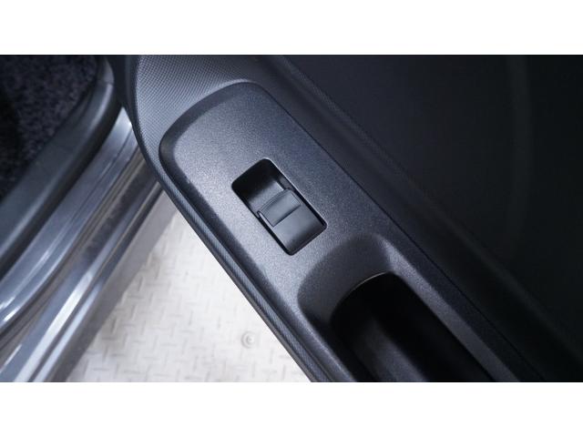 アクア Ｇブラックソフトレザーセレクション　禁煙車　中期　純正９インチＳＤナビ　フルセグＴＶ　ＣＤ再生　Ｂｌｕｅｔｏｏｔｈ対応　バックカメラ　スマートキー　プッシュスタート　ブラックレザーシート　ＬＥＤヘッドライト　ＡＵＴＯライト　ＥＴＣ（41枚目）