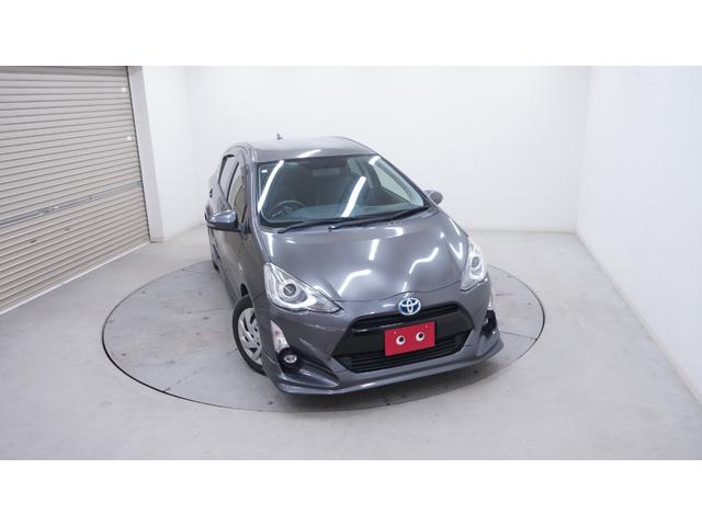 アクア Ｇブラックソフトレザーセレクション　禁煙車　中期　純正９インチＳＤナビ　フルセグＴＶ　ＣＤ再生　Ｂｌｕｅｔｏｏｔｈ対応　バックカメラ　スマートキー　プッシュスタート　ブラックレザーシート　ＬＥＤヘッドライト　ＡＵＴＯライト　ＥＴＣ（45枚目）