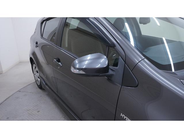 アクア Ｇブラックソフトレザーセレクション　禁煙車　中期　純正９インチＳＤナビ　フルセグＴＶ　ＣＤ再生　Ｂｌｕｅｔｏｏｔｈ対応　バックカメラ　スマートキー　プッシュスタート　ブラックレザーシート　ＬＥＤヘッドライト　ＡＵＴＯライト　ＥＴＣ（49枚目）