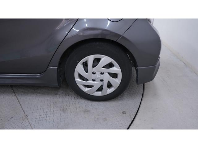 アクア Ｇブラックソフトレザーセレクション　禁煙車　中期　純正９インチＳＤナビ　フルセグＴＶ　ＣＤ再生　Ｂｌｕｅｔｏｏｔｈ対応　バックカメラ　スマートキー　プッシュスタート　ブラックレザーシート　ＬＥＤヘッドライト　ＡＵＴＯライト　ＥＴＣ（60枚目）