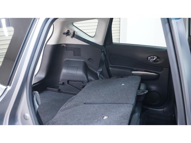 ノート メダリスト　禁煙車　純正ナビ　フルセグＴＶ　全方位モニター　スマートキー　ハーフレザーシート　エアロパーツ　電動格納ドアミラー　ＡＵＴＯライト　ＡＵＴＯエアコン　アイドリングストップ　ヘッドライトレベライザー（37枚目）