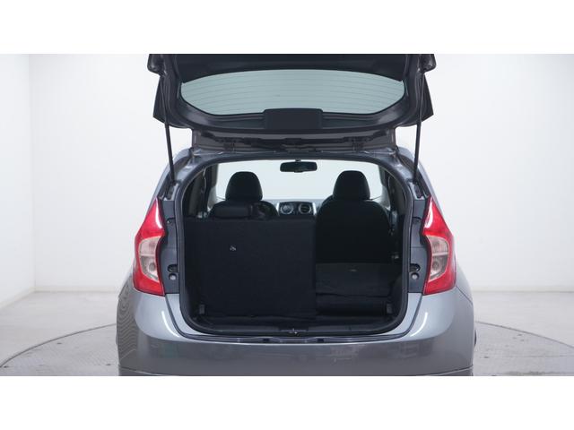 ノート メダリスト　禁煙車　純正ナビ　フルセグＴＶ　全方位モニター　スマートキー　ハーフレザーシート　エアロパーツ　電動格納ドアミラー　ＡＵＴＯライト　ＡＵＴＯエアコン　アイドリングストップ　ヘッドライトレベライザー（70枚目）