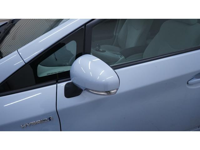プリウス Ｓ　禁煙車　社外メモリーポータブルナビ　地デジＴＶ　ＣＤ再生　スマートキー　プッシュスタート　ＡＵＴＯエアコン　ＡＵＴＯライト　ステアリングスイッチ　電動格納ドアミラーウィンカー　ビルトインＥＴＣ（52枚目）