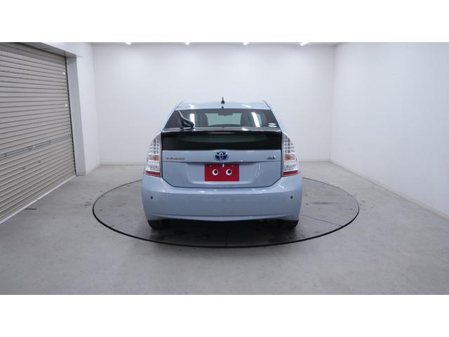 プリウス Ｓ　禁煙車　社外メモリーポータブルナビ　地デジＴＶ　ＣＤ再生　スマートキー　プッシュスタート　ＡＵＴＯエアコン　ＡＵＴＯライト　ステアリングスイッチ　電動格納ドアミラーウィンカー　ビルトインＥＴＣ（57枚目）