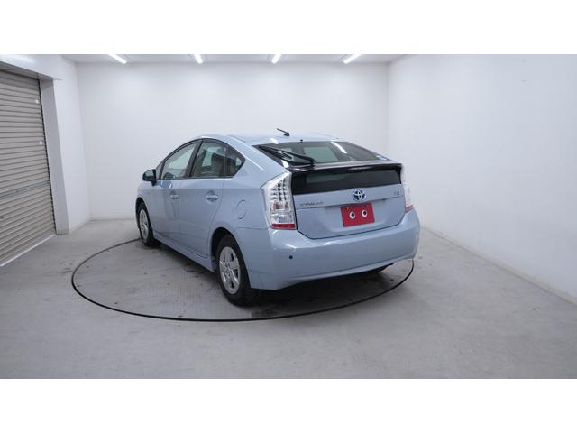 プリウス Ｓ　禁煙車　社外メモリーポータブルナビ　地デジＴＶ　ＣＤ再生　スマートキー　プッシュスタート　ＡＵＴＯエアコン　ＡＵＴＯライト　ステアリングスイッチ　電動格納ドアミラーウィンカー　ビルトインＥＴＣ（58枚目）