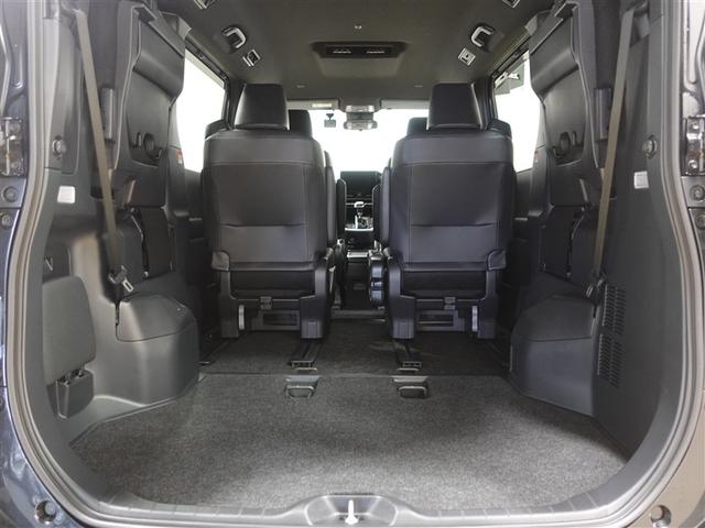 ヴォクシー Ｓ－Ｚ　フルセグ　メモリーナビ　ＤＶＤ再生　ミュージックプレイヤー接続可　バックカメラ　衝突被害軽減システム　ＥＴＣ　ドラレコ　両側電動スライド　ＬＥＤヘッドランプ　乗車定員７人　３列シート　ワンオーナー（22枚目）