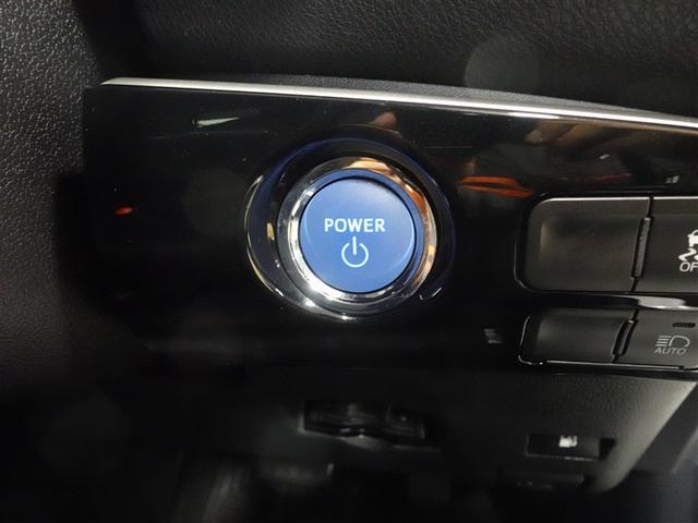 プリウス Ｓ　フルセグ　メモリーナビ　ＤＶＤ再生　ミュージックプレイヤー接続可　衝突被害軽減システム　ＥＴＣ　ドラレコ　ＬＥＤヘッドランプ　ワンオーナー　記録簿（17枚目）